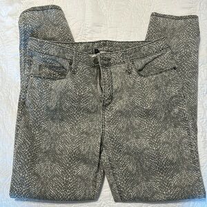 Universal Thread snakeskin print jeans, size 12 NWOT